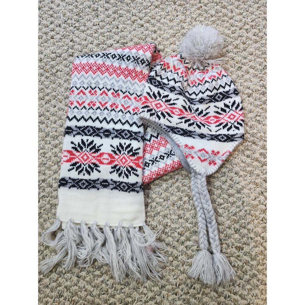 Arizona Toboggan and Scarf Set Red, Black &‎ White